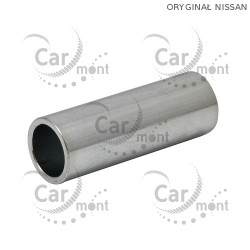 Tuleja drążka reakcyjnego przedniego - PickUp D21 Terrano WD21 R20 - 54479-50W0A - Oryginał